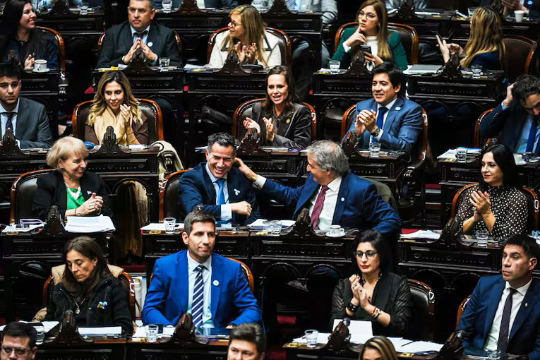 LLA aprobó el recorte de subsidios al gas en las "zonas frías": los diputados de Jaldo fueron claves para el quórum